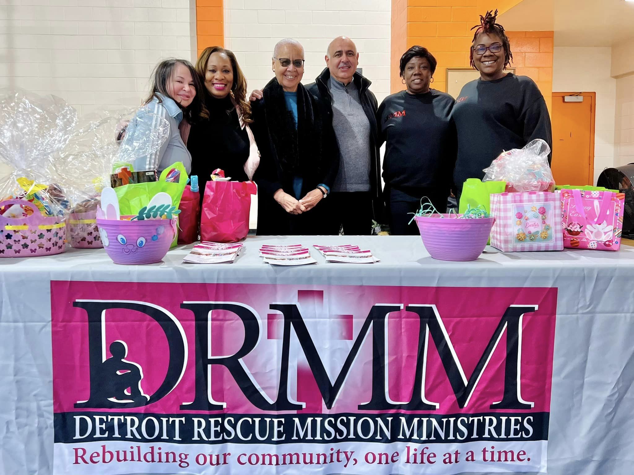Detroit Rescue Mission Ministries Night At The Pistons Game