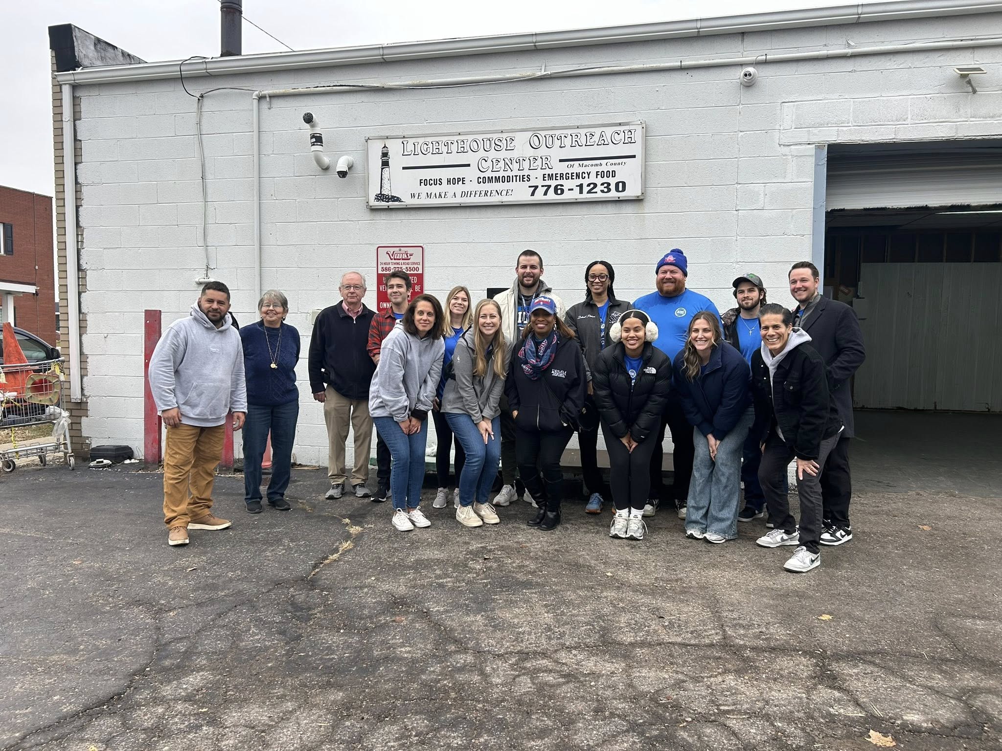 DRMM, Detroit Pistons & Community Partners Team Up for a Thanksgiving Community Win!