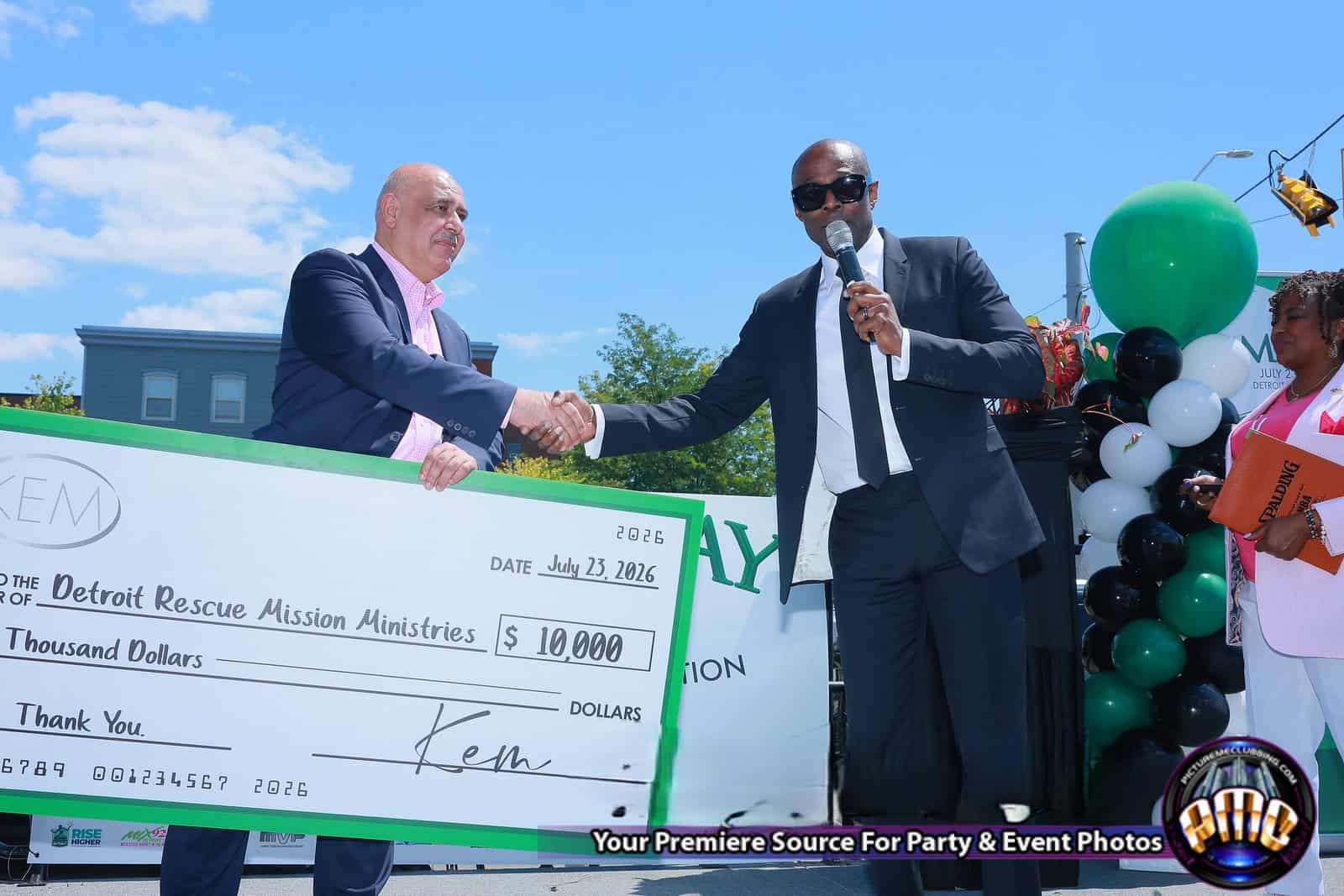 Detroit Rescue Mission Ministries Celebrates KEM’s Street Dedication and Receives Surprise $10,000 Gift